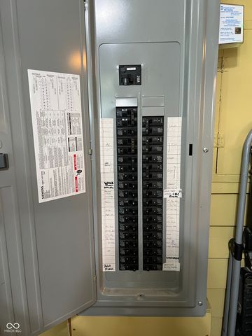 519 E Wabash Avenue, Crawfordsville, IN 47933