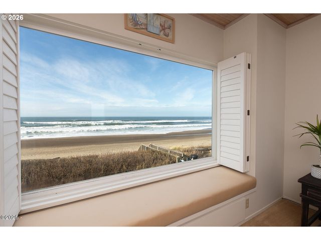 4175 N HIGHWAY 101 E-5, Depoe Bay, OR 97341