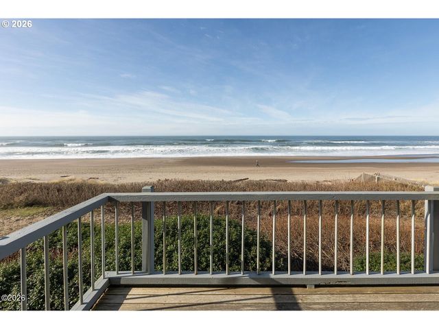 4175 N HIGHWAY 101 E-5, Depoe Bay, OR 97341