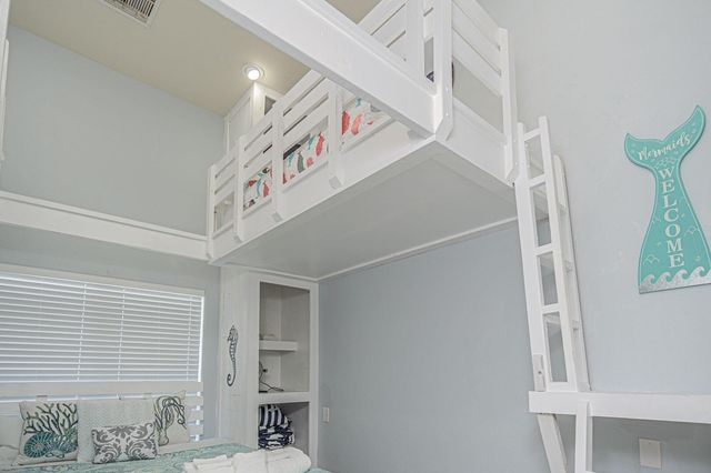 9520 Seawall Blvd 245, Galveston, TX 77554
