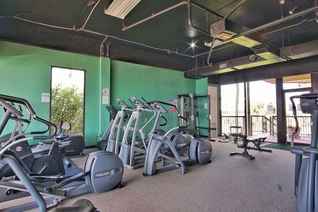 9520 Seawall Blvd 245, Galveston, TX 77554