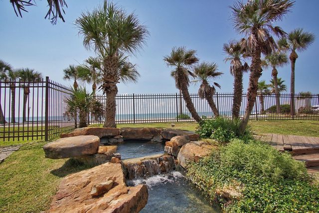 9520 Seawall Blvd 245, Galveston, TX 77554