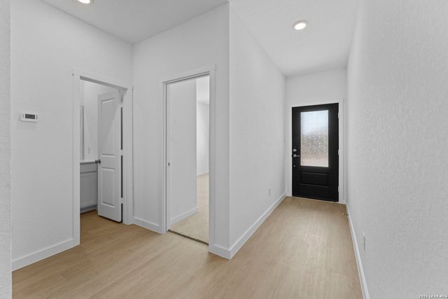 9407 Dassler Springs, Converse, TX 78109