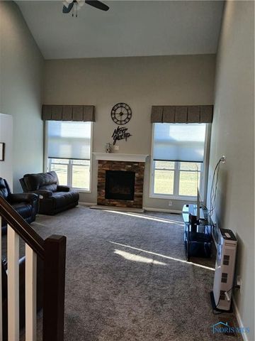 7465 Peppergrass Crossing, Maumee, OH 43537