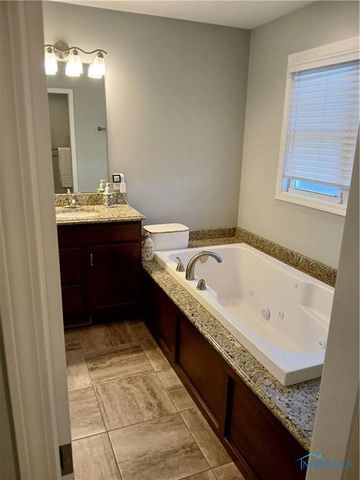 7465 Peppergrass Crossing, Maumee, OH 43537