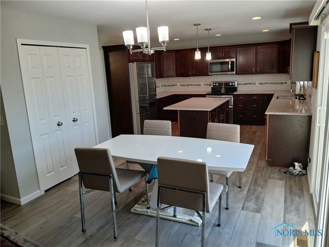 7465 Peppergrass Crossing, Maumee, OH 43537