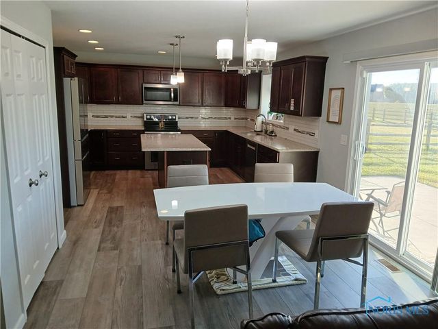 7465 Peppergrass Crossing, Maumee, OH 43537