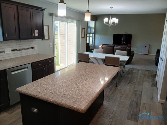 7465 Peppergrass Crossing, Maumee, OH 43537