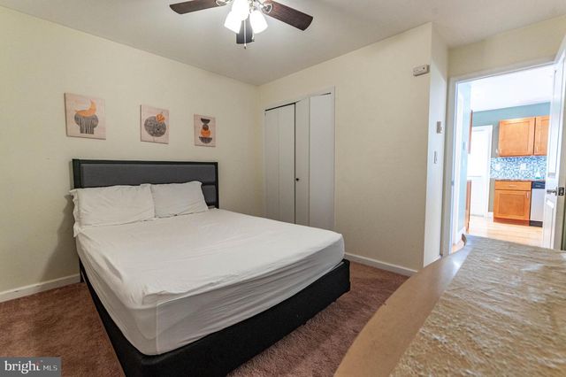 1010 ACORN LN, East Stroudsburg, PA 18302