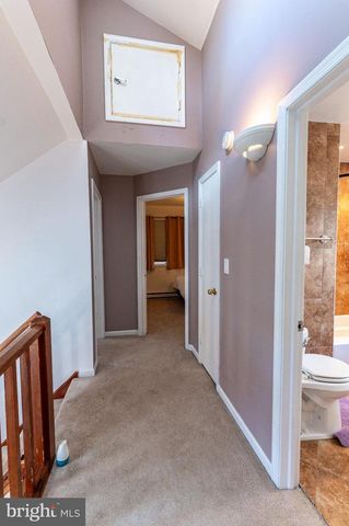 1010 ACORN LN, East Stroudsburg, PA 18302