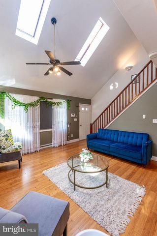 1010 ACORN LN, East Stroudsburg, PA 18302