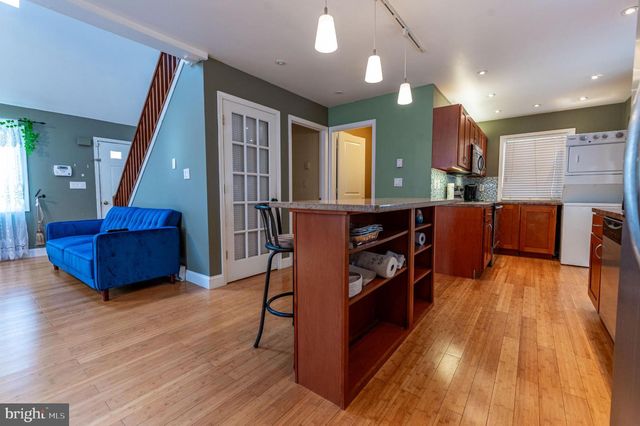 1010 ACORN LN, East Stroudsburg, PA 18302