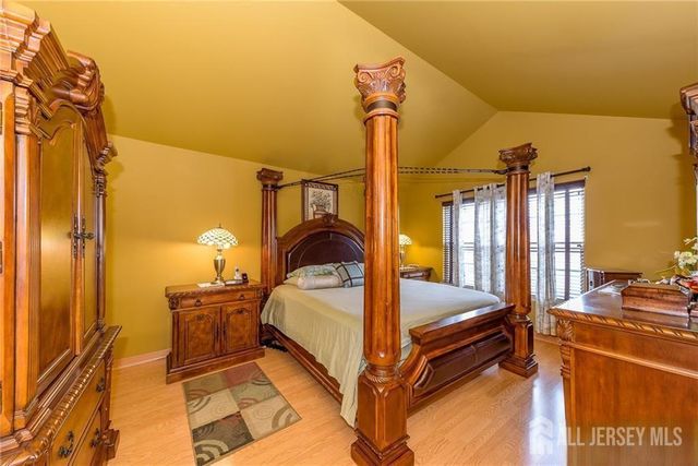 93 Jill Court, South Brunswick, NJ 08852