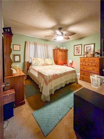 3020 Southern Avenue, Parsons, KS 67357