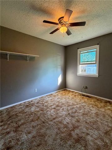 3020 Southern Avenue, Parsons, KS 67357