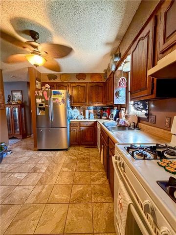 3020 Southern Avenue, Parsons, KS 67357