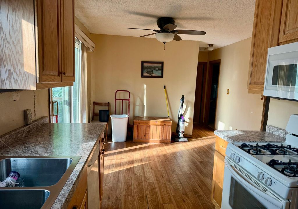 2205 Brookview Drive, Brooklyn Center, MN 55430 — photo 4