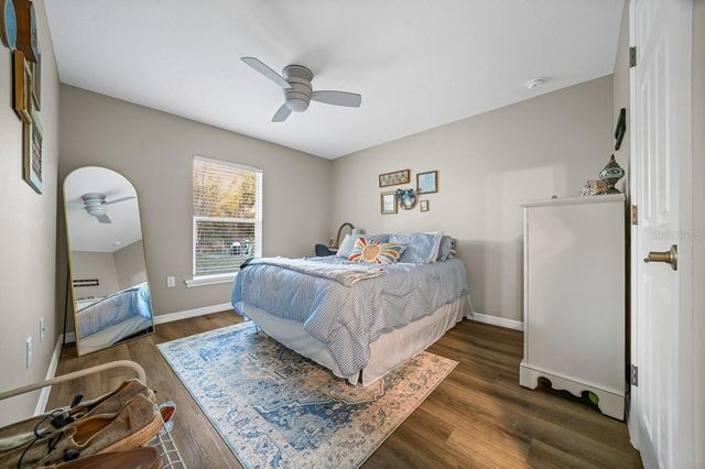 37402 CHICAGO AVENUE, Umatilla, FL 32784