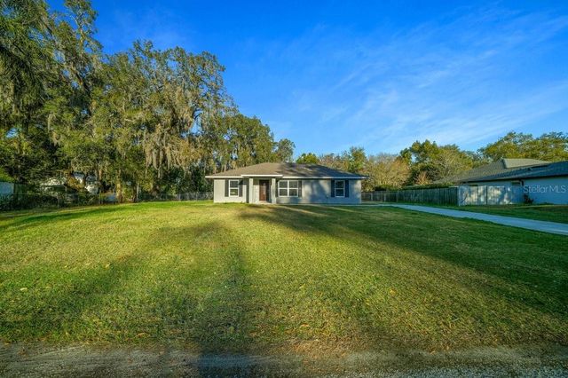 37402 CHICAGO AVENUE, Umatilla, FL 32784