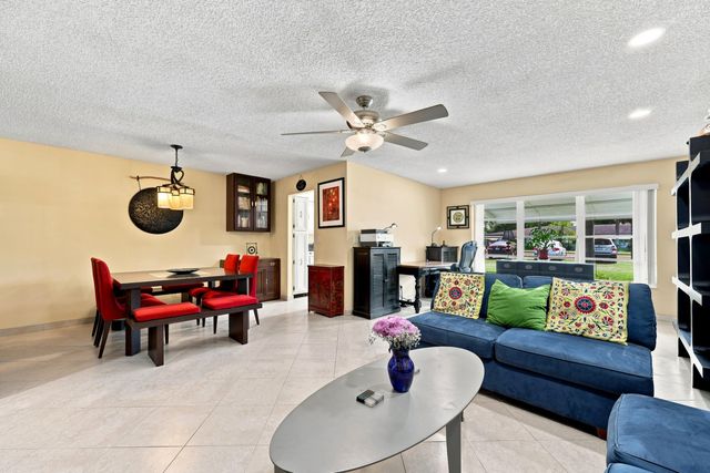 415 High Point Boulevard B, Delray Beach, FL 33445