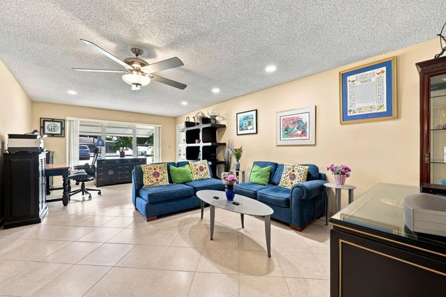 415 High Point Boulevard B, Delray Beach, FL 33445