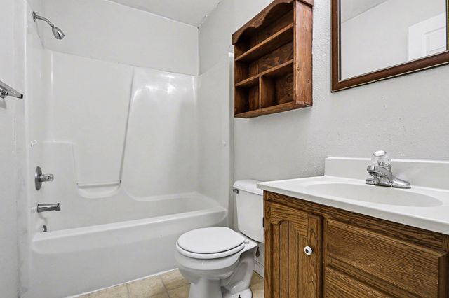488 Florence Road, Constantine Vllg, MI 49042