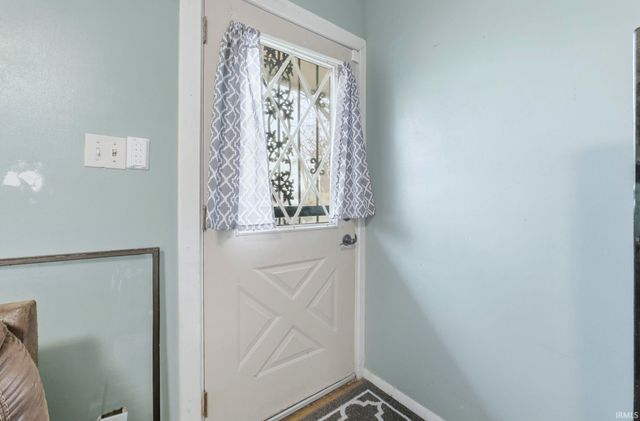 1406 Bethany Lane, Fort Wayne, IN 46825