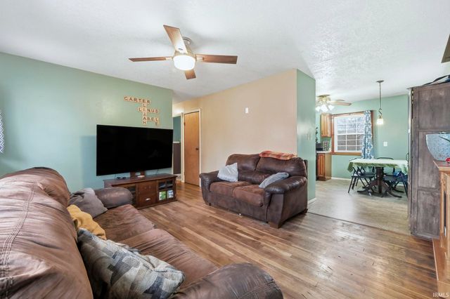 1406 Bethany Lane, Fort Wayne, IN 46825