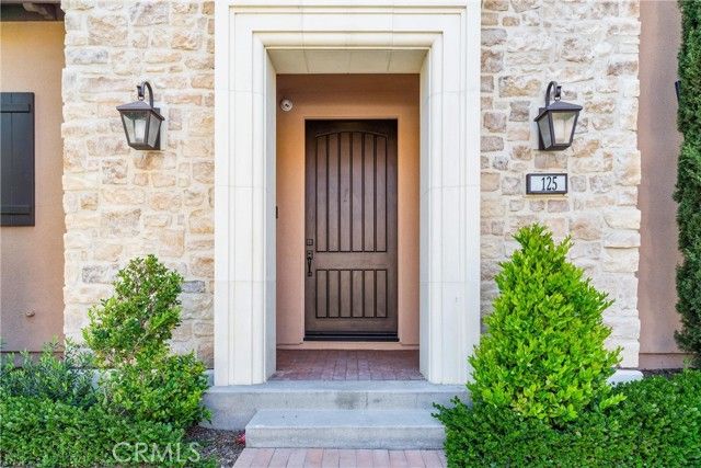 125 Toretta, Irvine, CA 92602