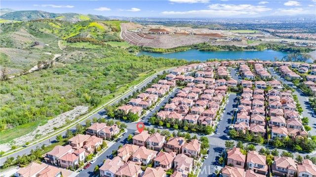 125 Toretta, Irvine, CA 92602