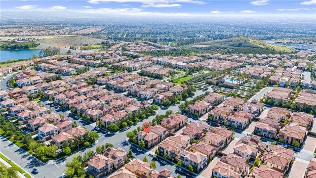 125 Toretta, Irvine, CA 92602