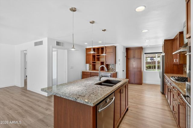 4633 E LEWIS Avenue, Phoenix, AZ 85008