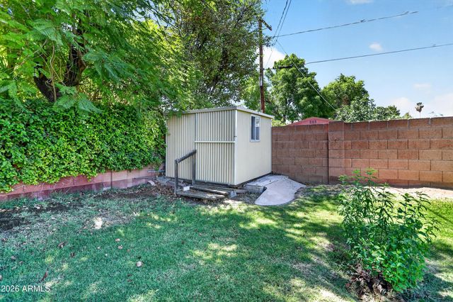 4633 E LEWIS Avenue, Phoenix, AZ 85008