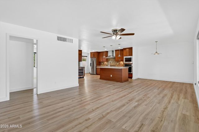 4633 E LEWIS Avenue, Phoenix, AZ 85008