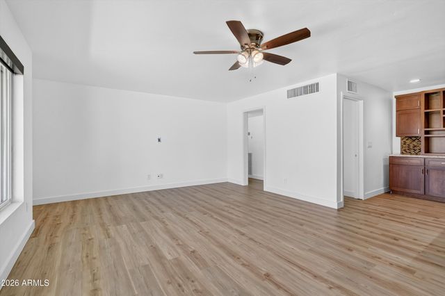 4633 E LEWIS Avenue, Phoenix, AZ 85008