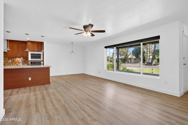 4633 E LEWIS Avenue, Phoenix, AZ 85008