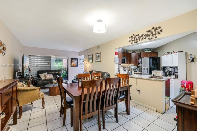 10245 NW 9th St Circle 102-9, Miami, FL 33172