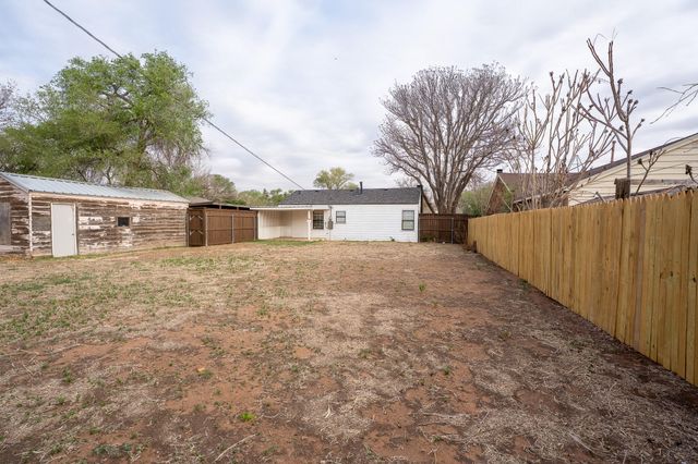 2107 28th Street, Lubbock, TX 79411