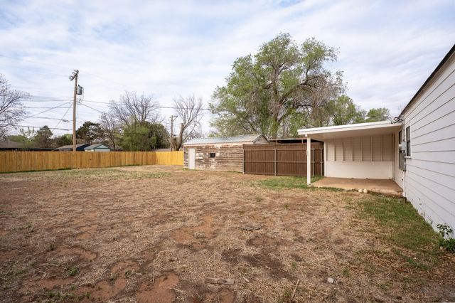 2107 28th Street, Lubbock, TX 79411