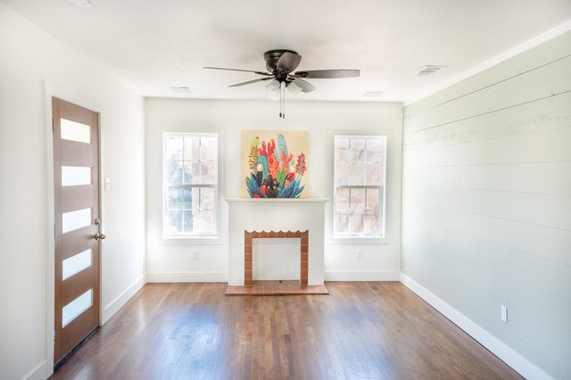 2107 28th Street, Lubbock, TX 79411