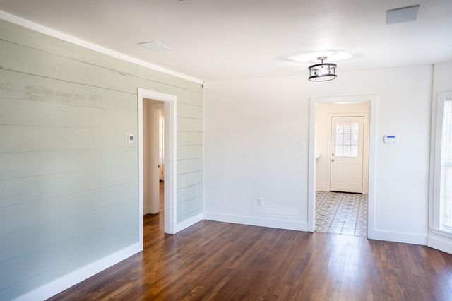 2107 28th Street, Lubbock, TX 79411