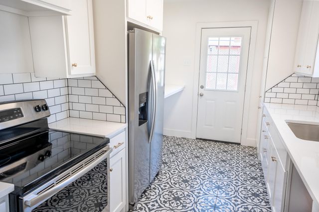 2107 28th Street, Lubbock, TX 79411