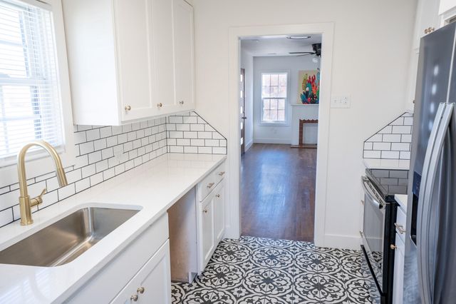 2107 28th Street, Lubbock, TX 79411