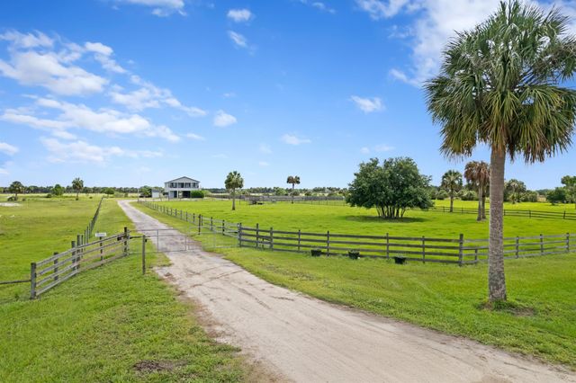 6536 SE 26th Trail, Okeechobee, FL 34974