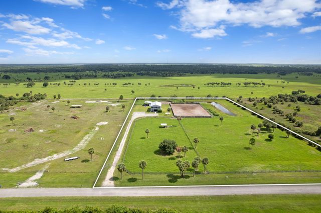 6536 SE 26th Trail, Okeechobee, FL 34974