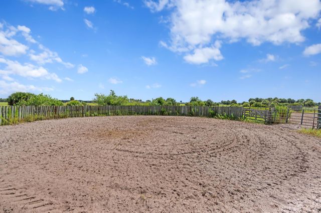 6536 SE 26th Trail, Okeechobee, FL 34974