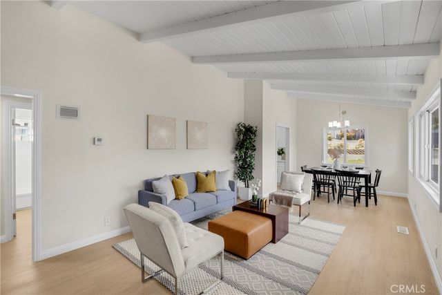 2530 Mary Street, Montrose, CA 91020