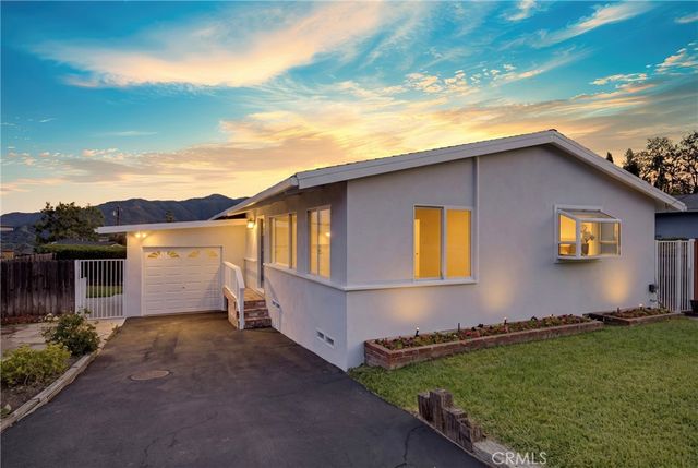 2530 Mary Street, Montrose, CA 91020