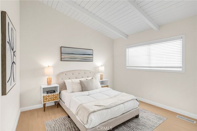 2530 Mary Street, Montrose, CA 91020