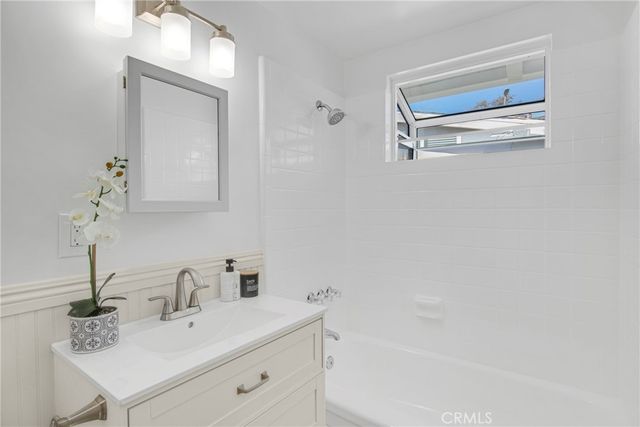 2530 Mary Street, Montrose, CA 91020